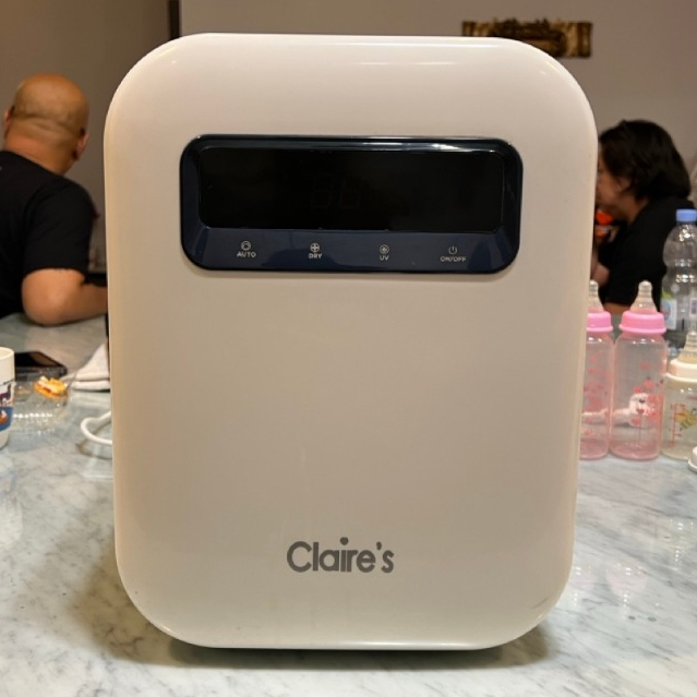 Preloved Claire's UV Baby Bottle Sterilizer