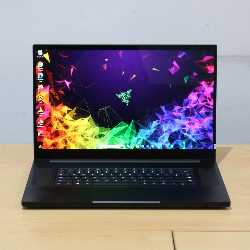 R Blade 17 i9-11900H RTX 3080