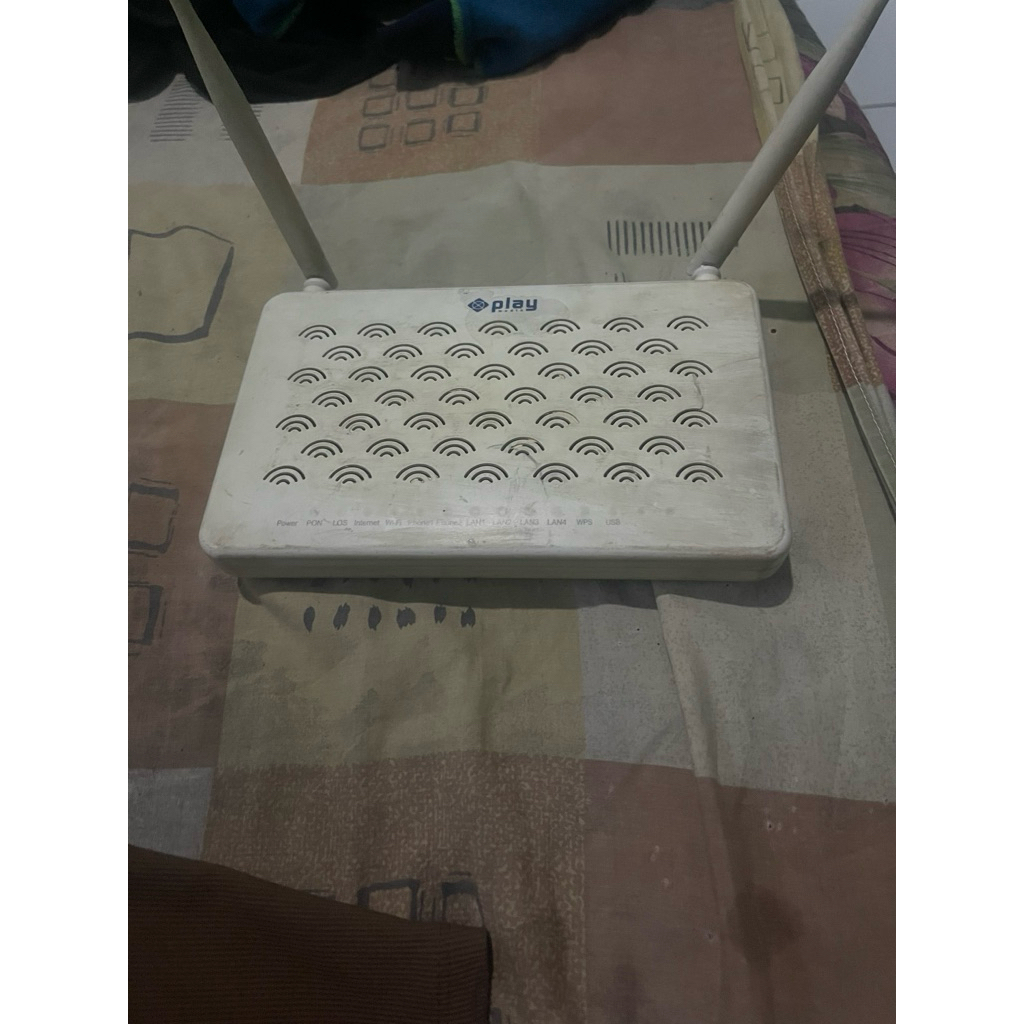 ZTE GPON ONT F660 BEKAS WIRELESS ROUTER