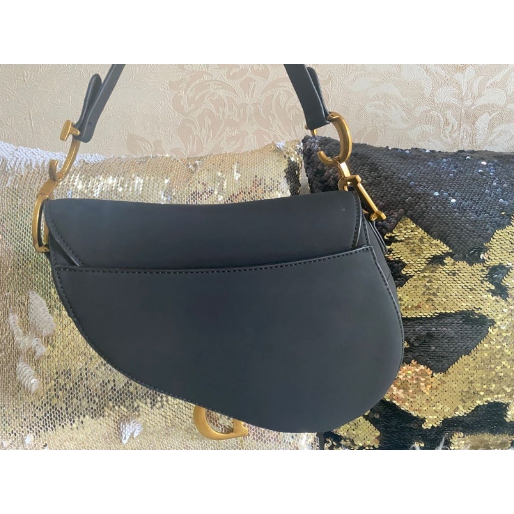 Tas Preloved Dior Saddle Black Bag.