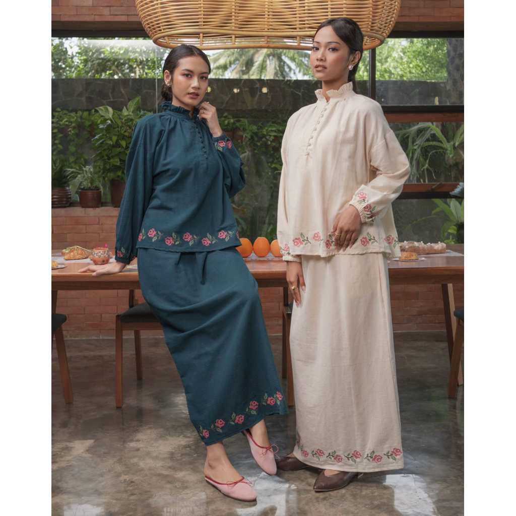 (SAY KARRA) Kirana Set | One Set Linen Cross Stitch