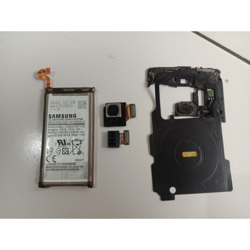 Copotan bekas Samsung S9 (sm-G960F)