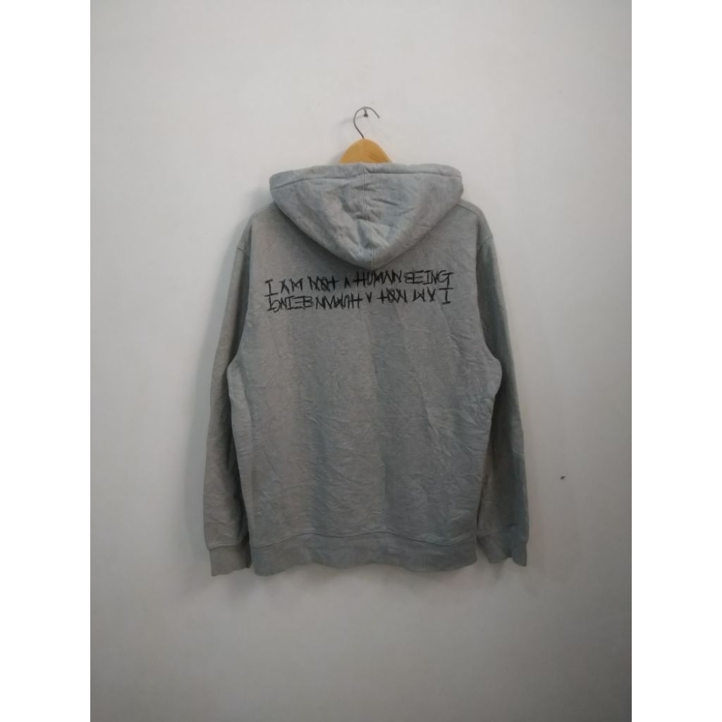 Hoodie IAM NOT HUMAN BEING