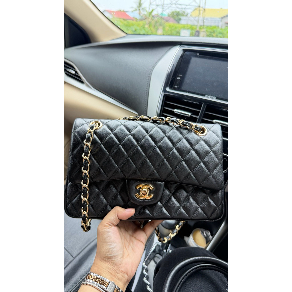 classic lamb skin hitam PL