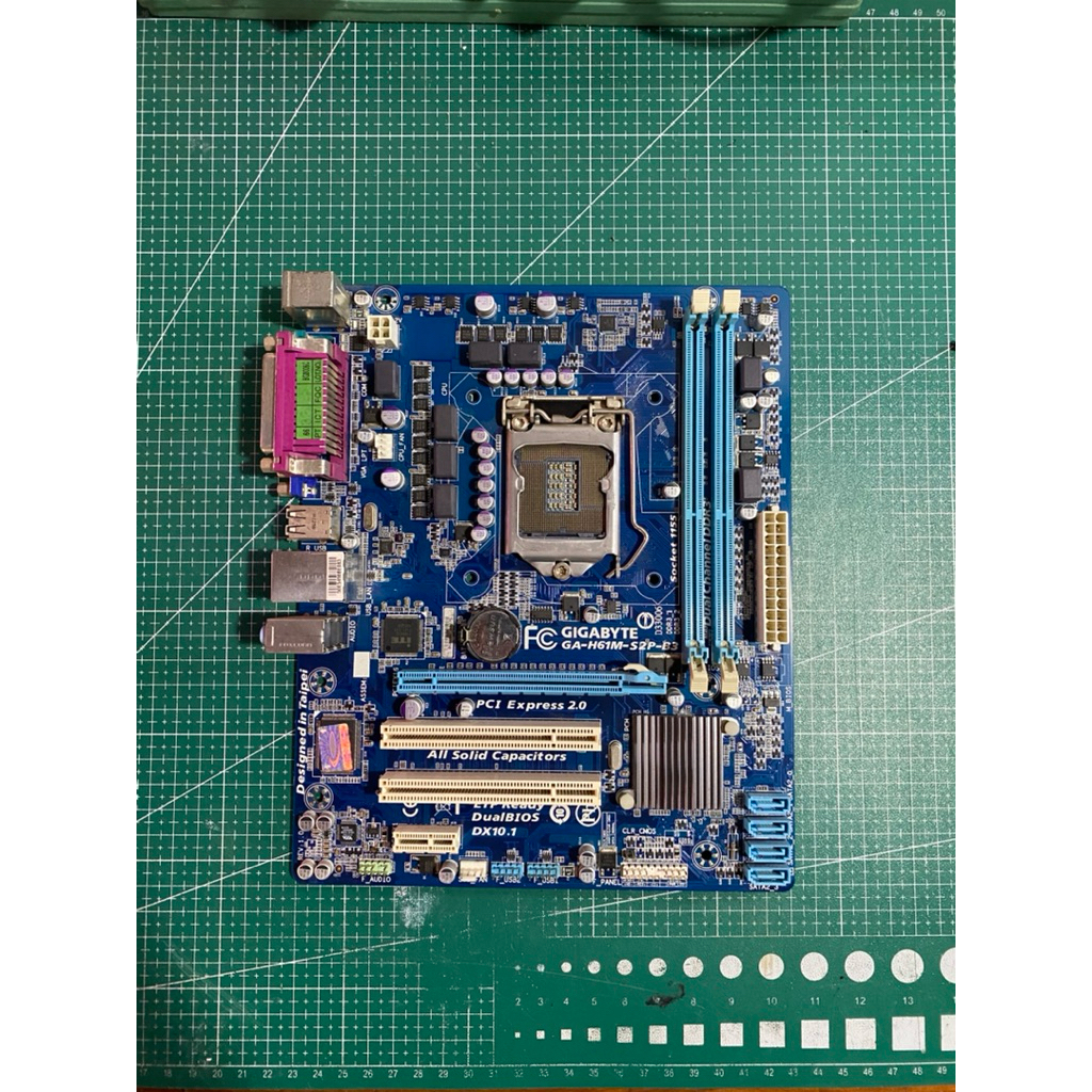 Motherboard GIGABYTE GA-H61M-S2P-B3 – Normal