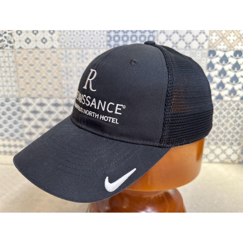 Topi Second Brand Branded Renaissance Hotel By Nike Sport Full Tag Original