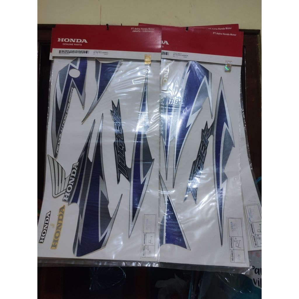 Striping stiker list honda tiger revo grey original ahm