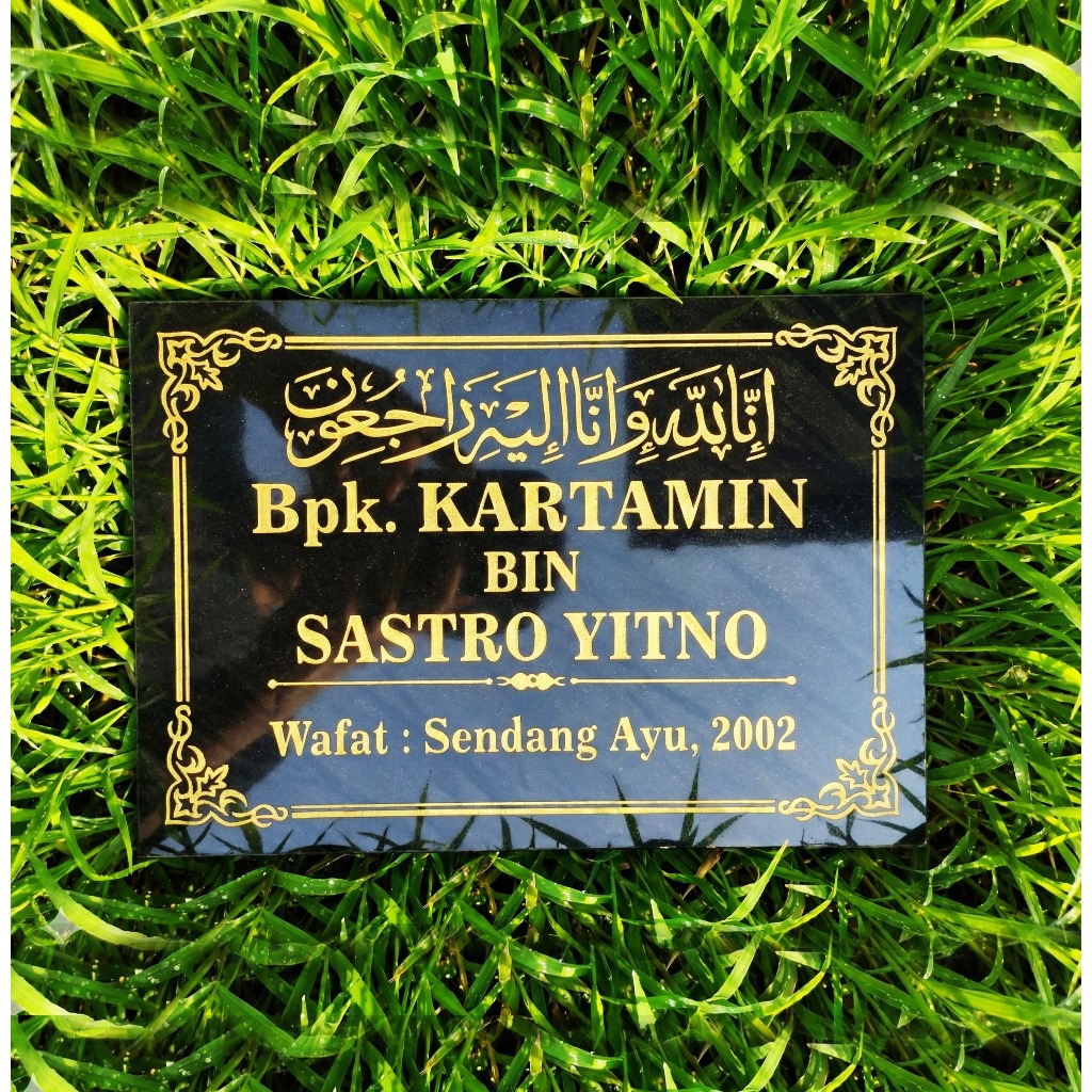 BATU NISAN GRANIT LEMPENGAN UKURAN 20x30