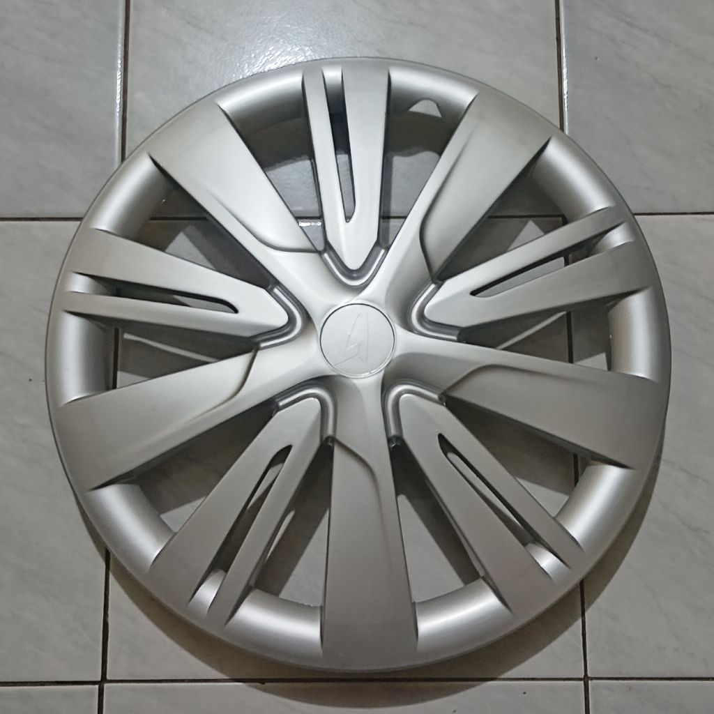 wheeldop ring 14 Daihatsu sigra original