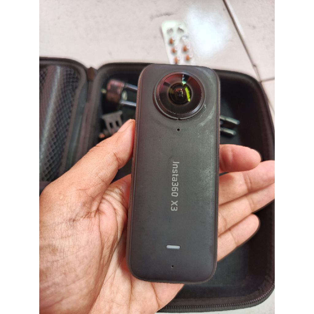 Camera action insta 360 x3 second