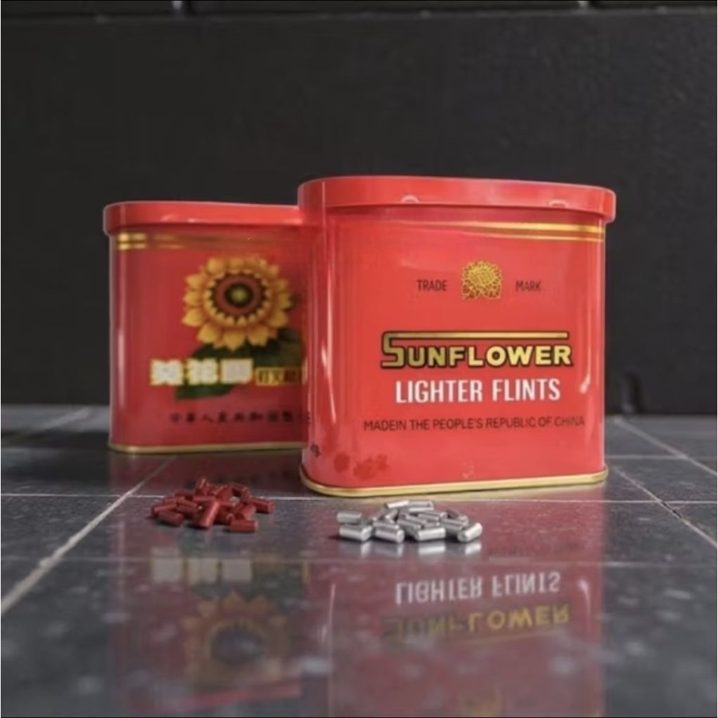 Batu Korek Api SunFlower 1 bungkus isi 100, 1 kaleng isi 30 bungkus.