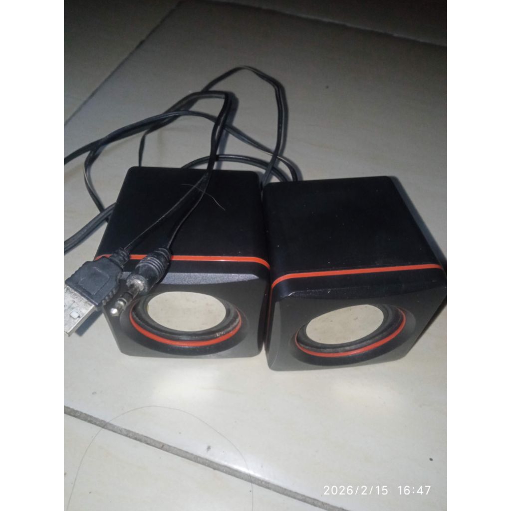 speaker pc bekas