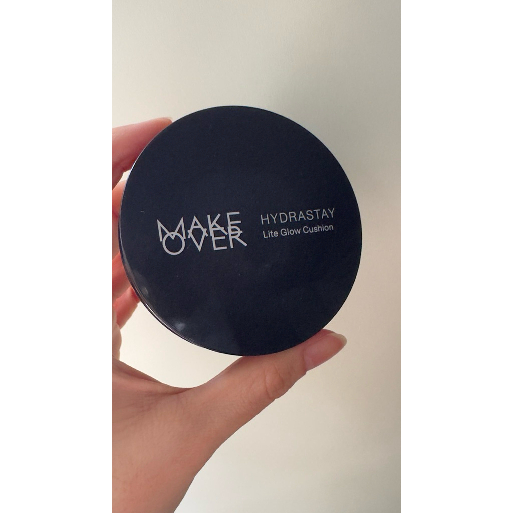 PRELOVED MAKE OVER HYDRASTAY LITE GLOW CUSHION