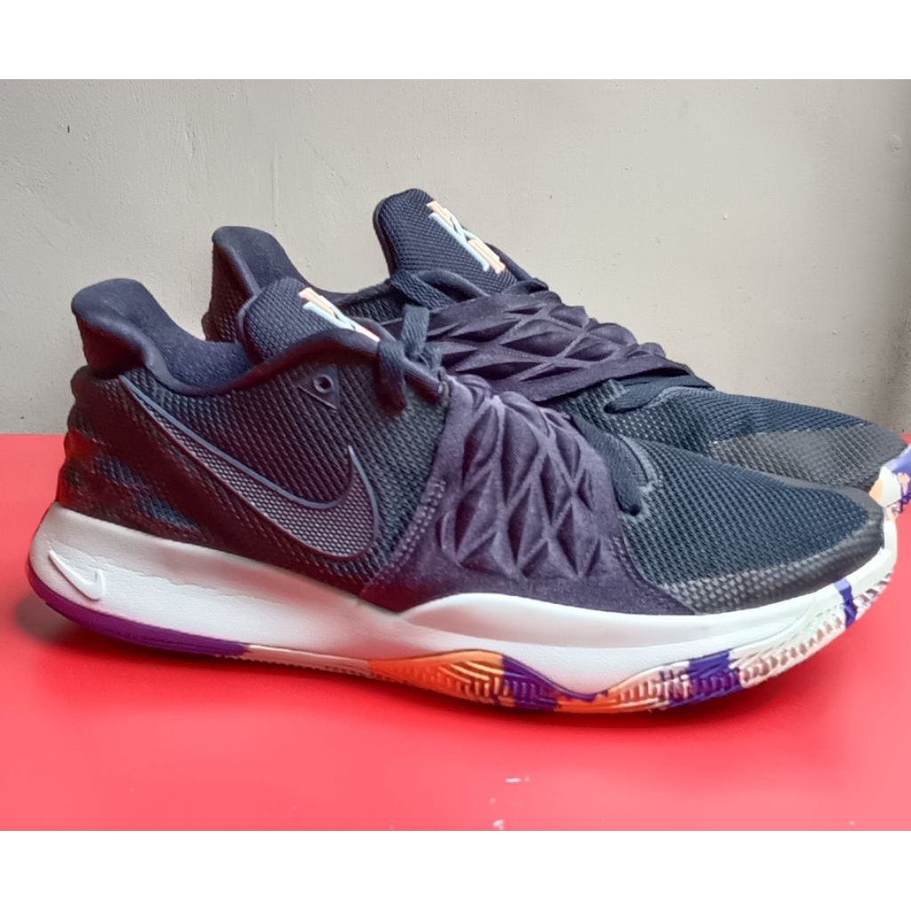 nike kyrie 1 low size 45