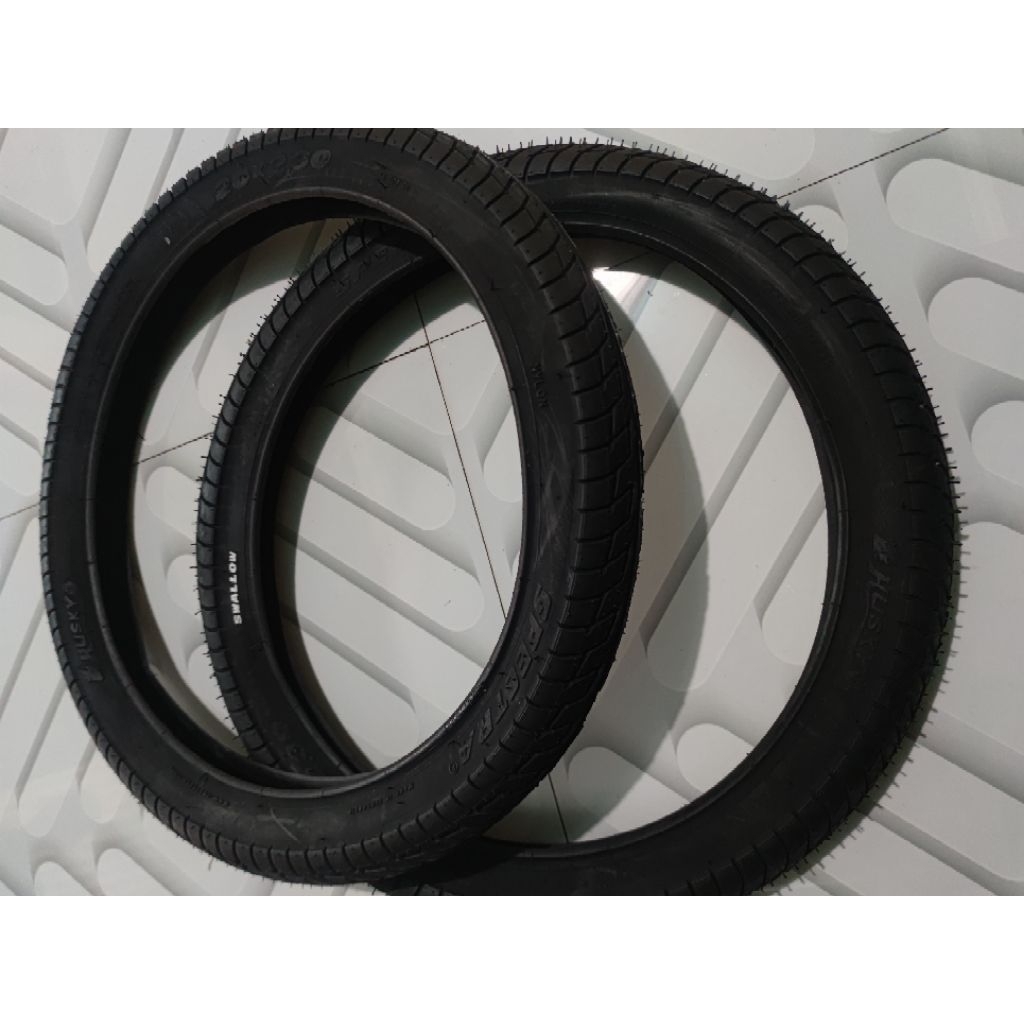 Ban luar sepeda ukuran 20x2.30 swallow spectra