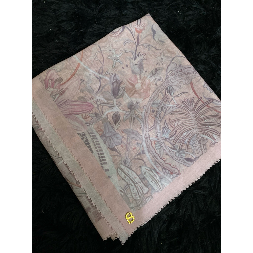 Preloved buttonscarves dubai milkshake voal squar