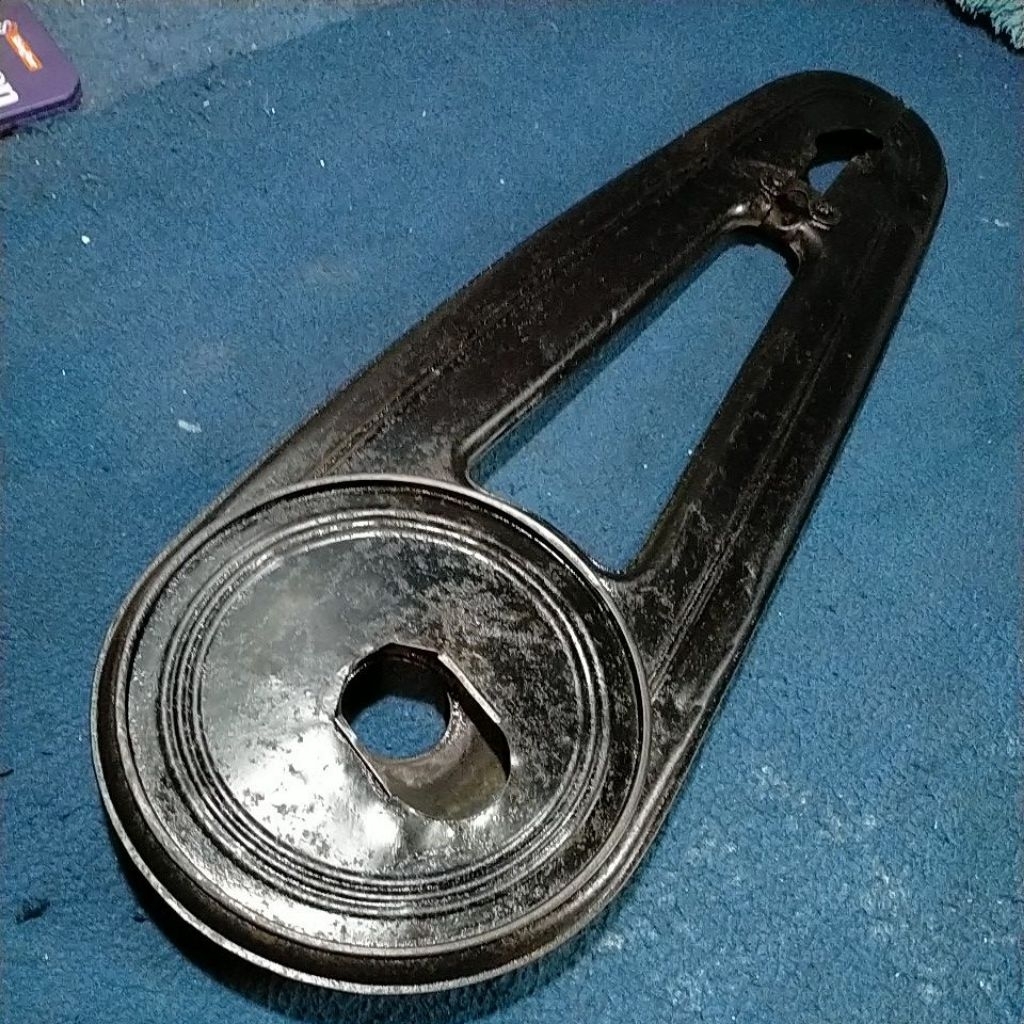 katengkas tutup rantai sepeda onthel tua jengki gudel