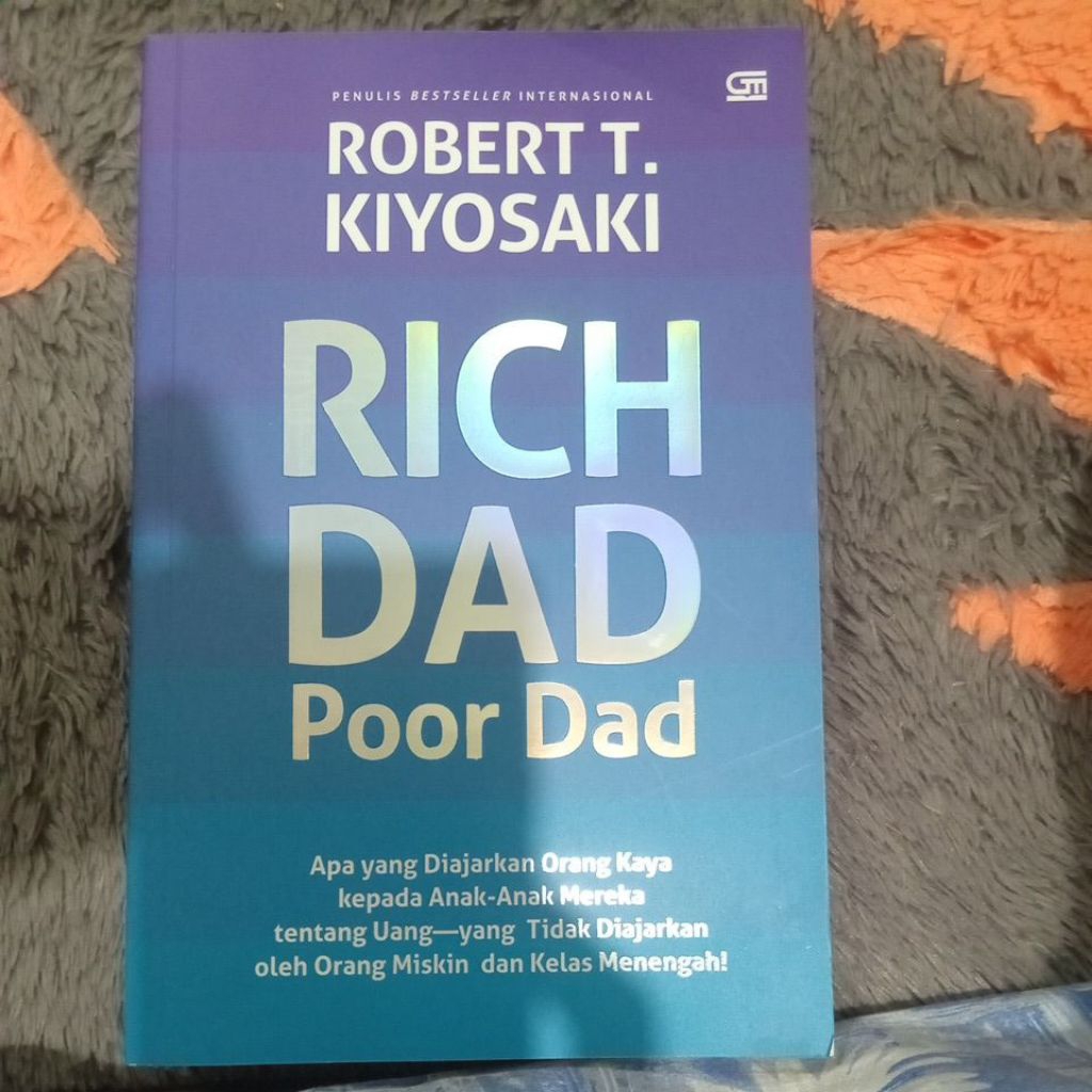Rich Dad Poor Dad - Buku Pengelolaan Keuangan Pribadi No. 1 Preloved