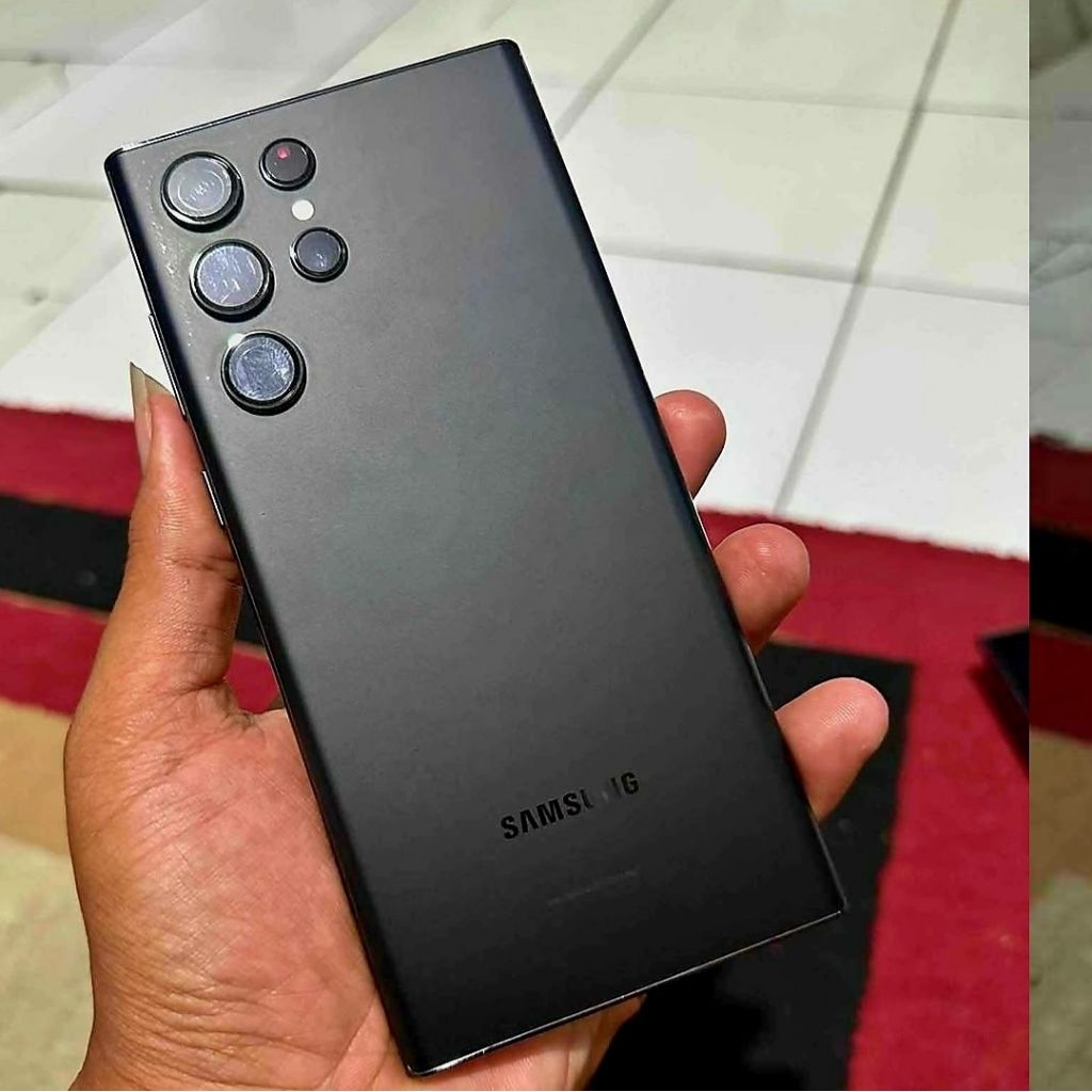 Samsung S22 Ultra 12/256