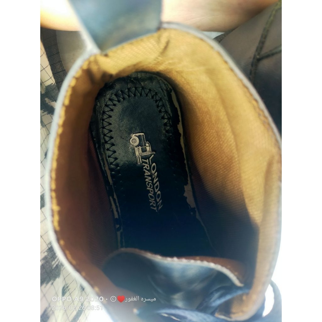 SEPATU LONDON TRANSPORT