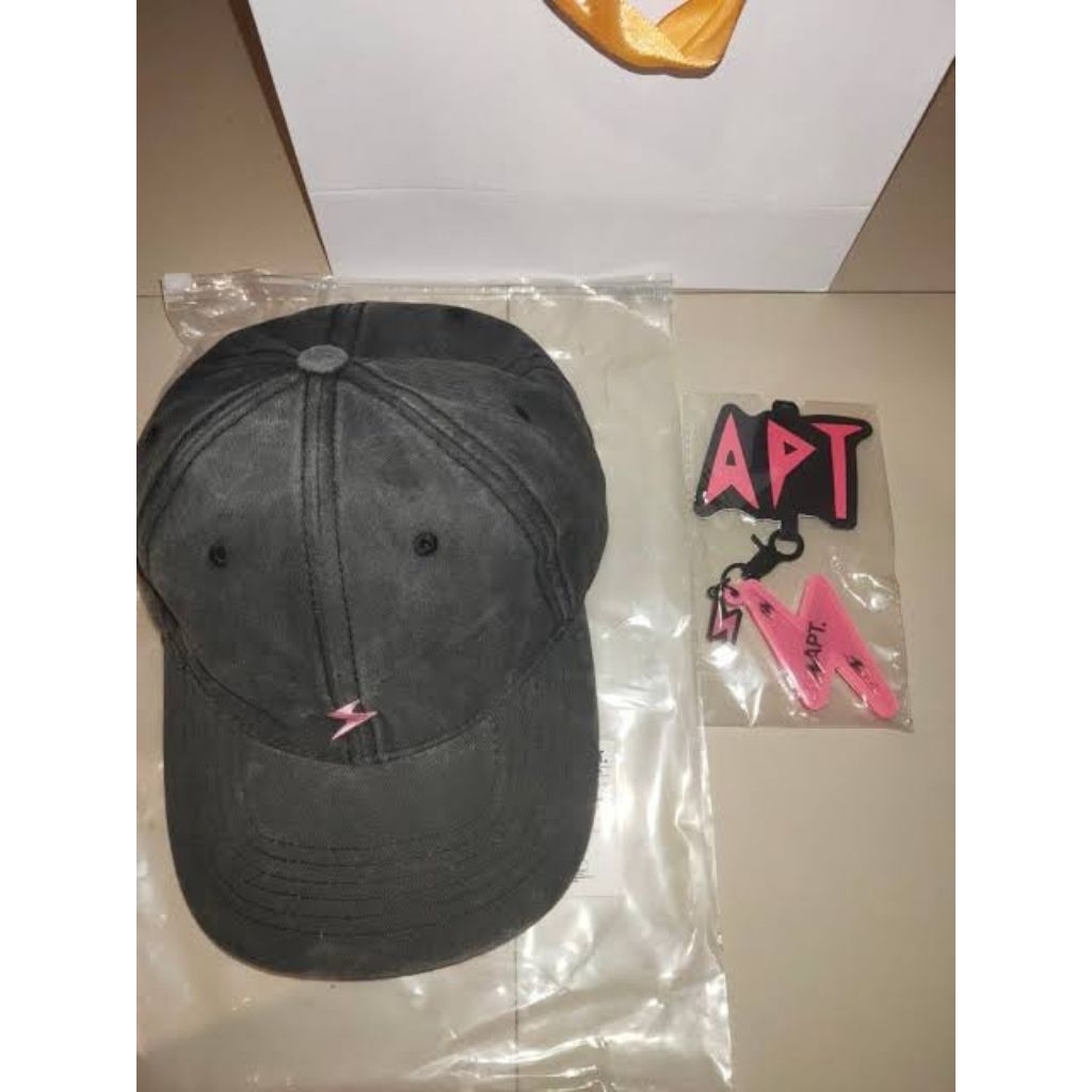 Tumbler Jennie x Stanley Bonus Topi Rosé