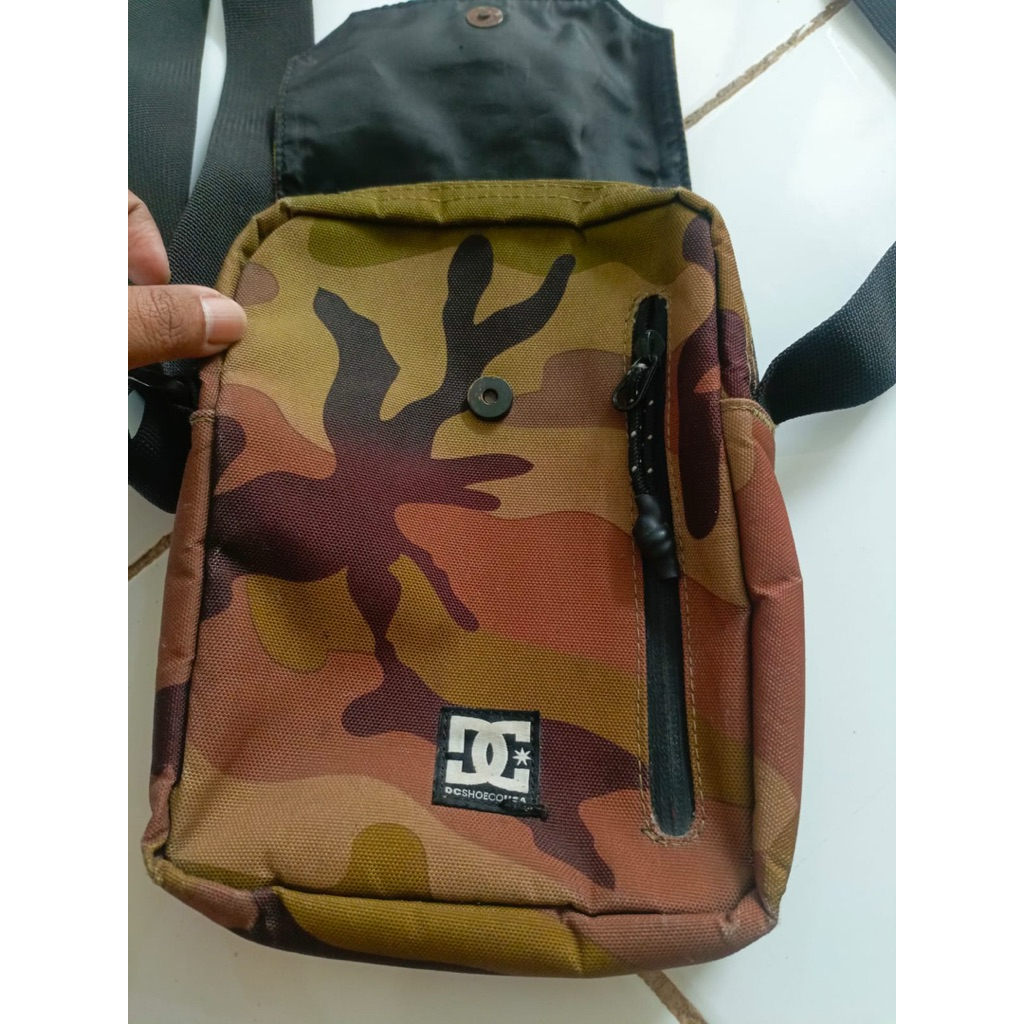 tas selempang dc shoecousa preloved original