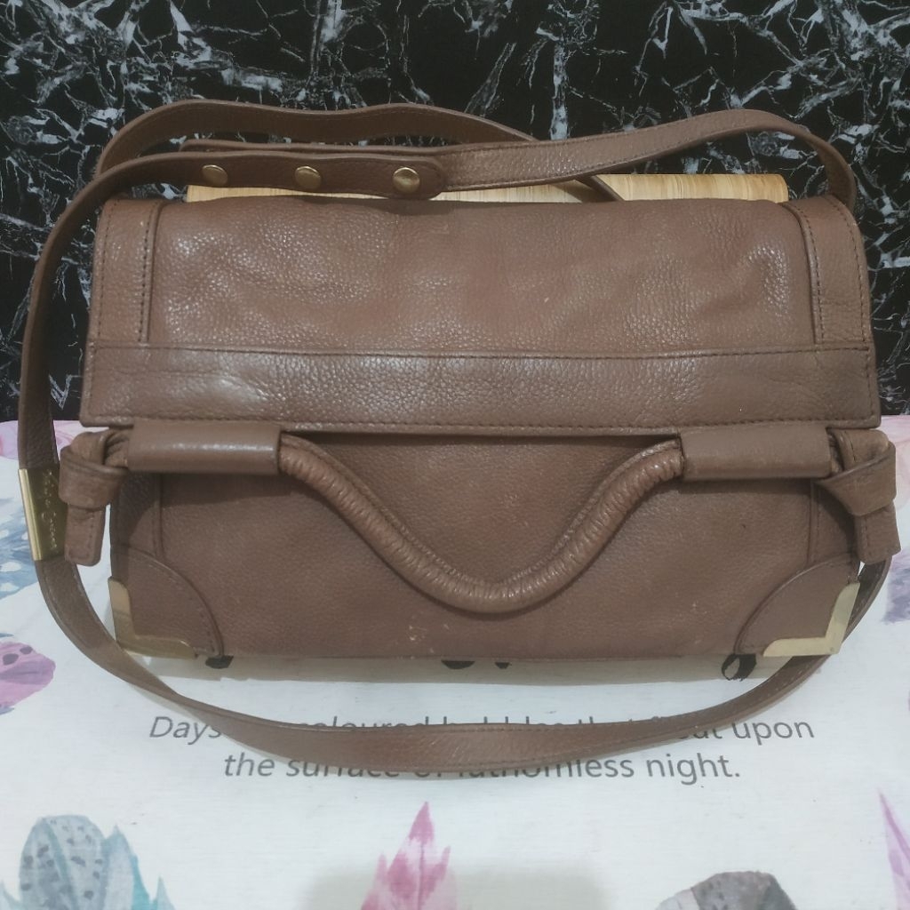 CUCI GUDANG Tas kulit asli Foley+Corinna Ori