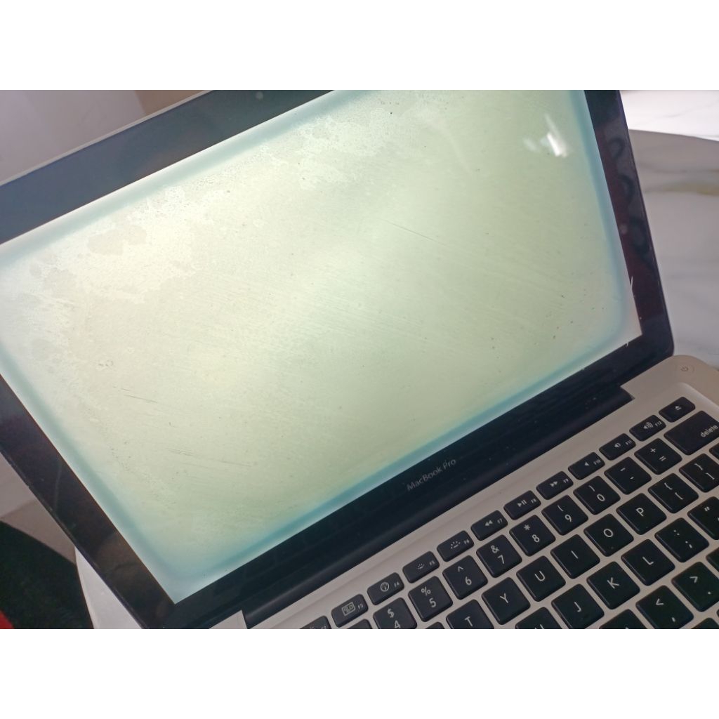Macbook Pro 2011 Minusan
