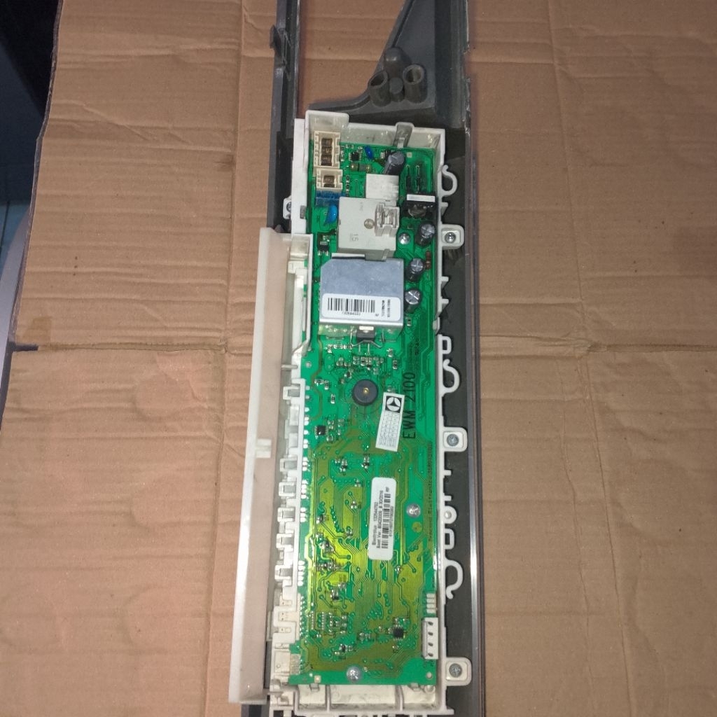 modul mesin cuci Electrolux ewf1073A