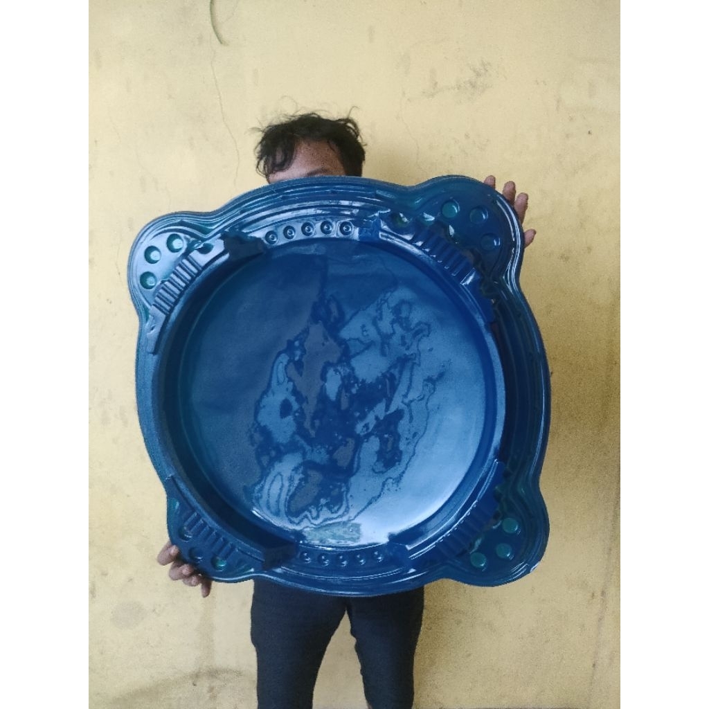 Arena bermain gangsing beyblade torbalde nado