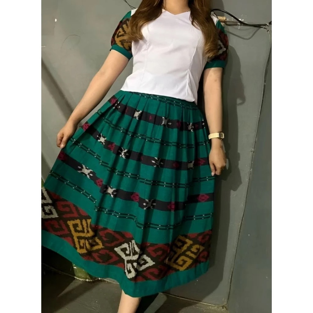 Baju setelan tenun lengan balon kombinasi dress tenun kombinasi terbaru