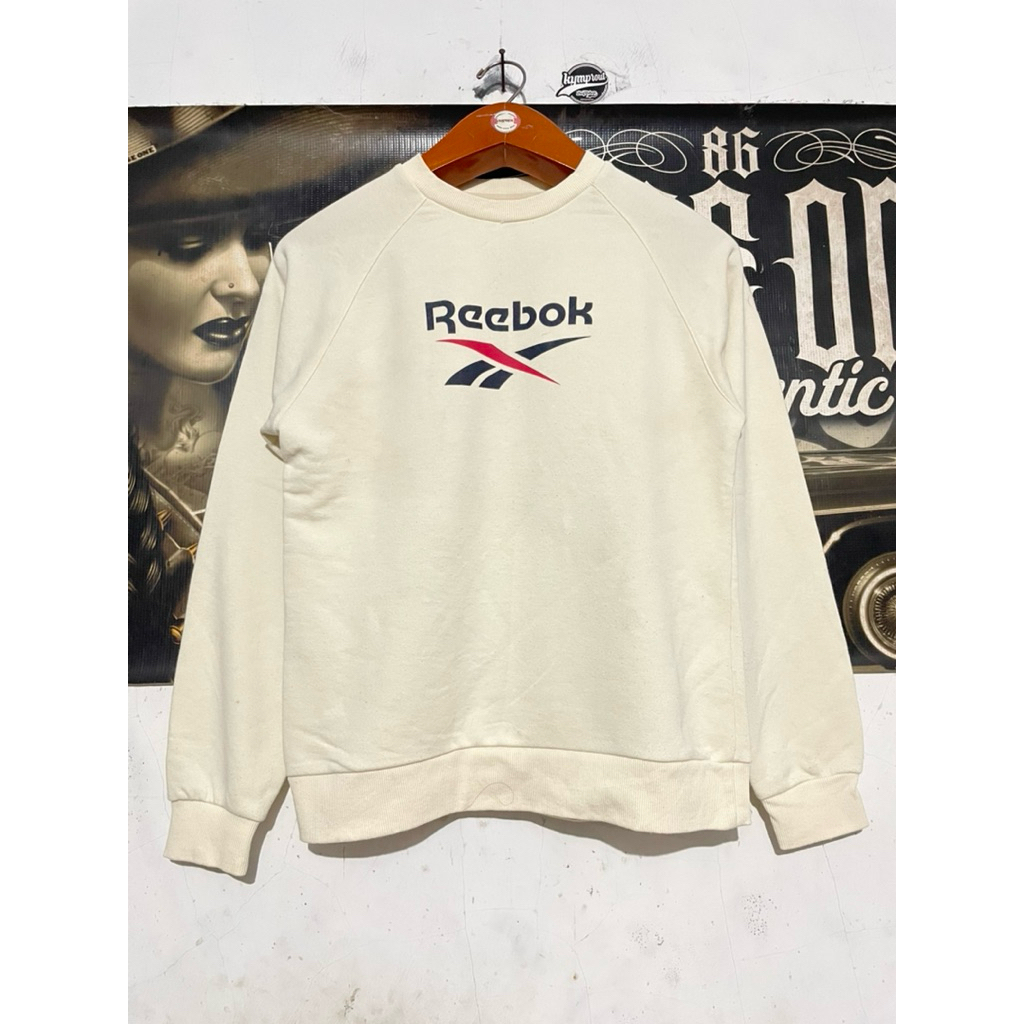 crewneck reebok second
