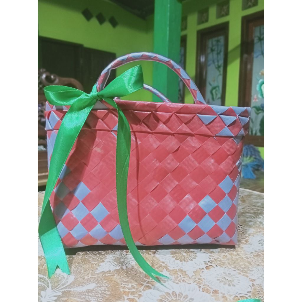 TAS ANYAMAN PLASTIK - TAS ANYAMAN UNYIL- MINI BERKATAN-SOUVENIR