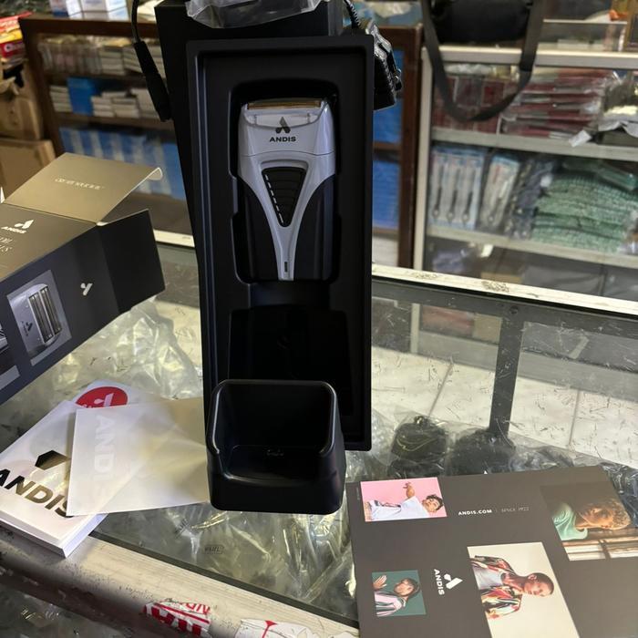 f6zf- Andis Shaver Profoil Titanium Shaver Andis Black