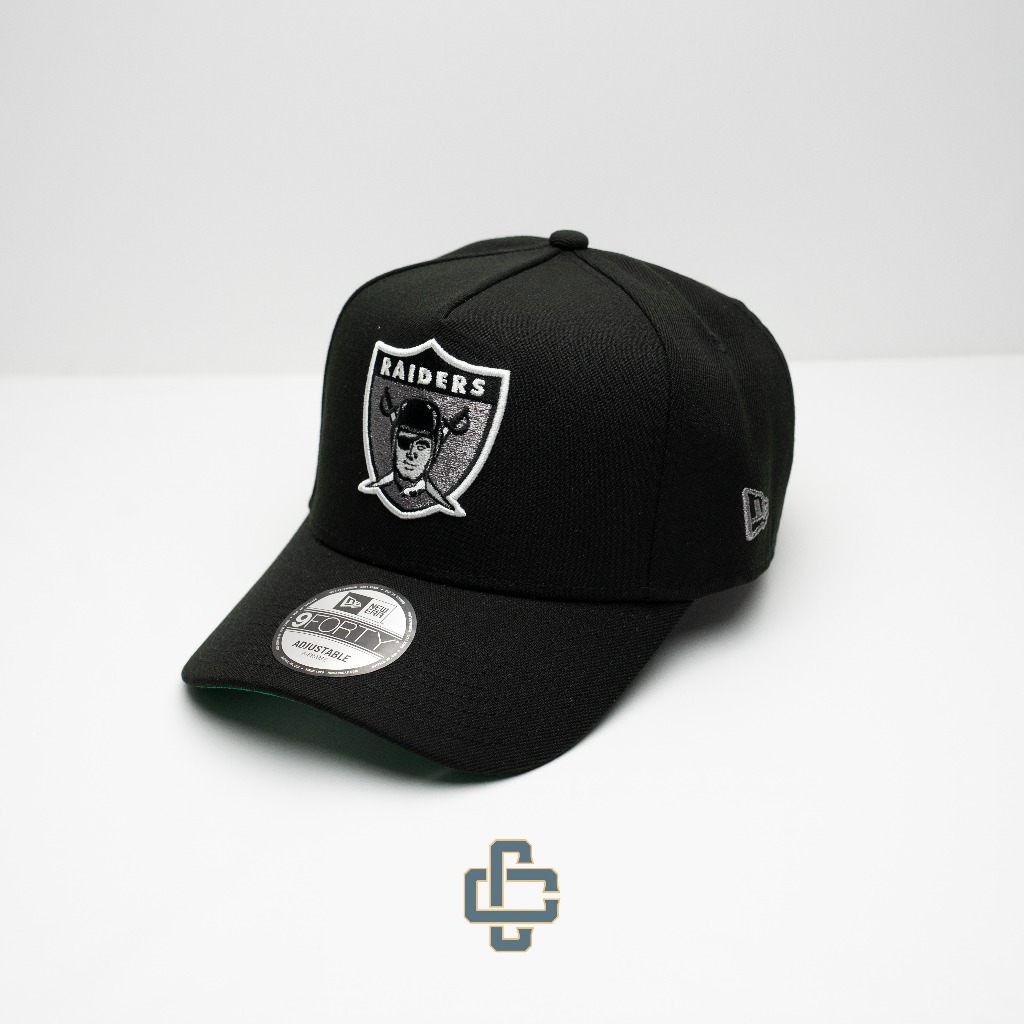 TOPI NEW ERA ORIGINAL 940 A FRAME LAS VEGAS RAIDERS SILVER LOGO BLACK