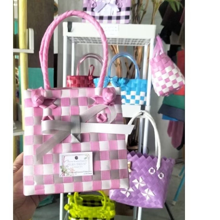 Tas Anyaman Tas Souvenir Hajatan Tas Anyaman Plastik Tas Hajatan Ukuran 16x10x17 cm