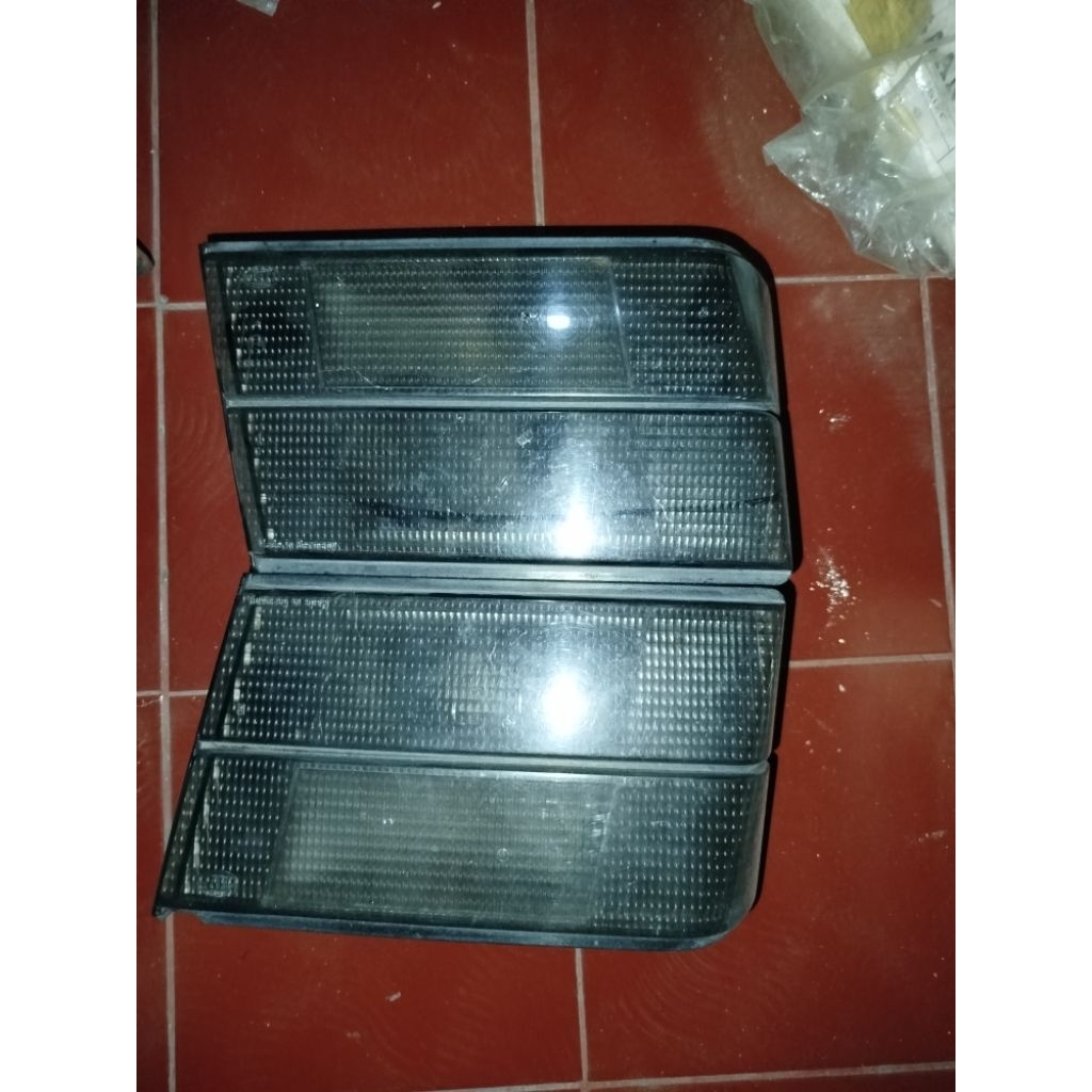 LAMPU REFLEKTOR BAGASI BMW E34 ORIGINAL, LAMPU BAGASI BMW E34 ORIGINAL