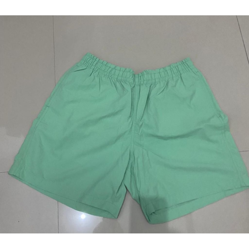 celana pendek lacoste