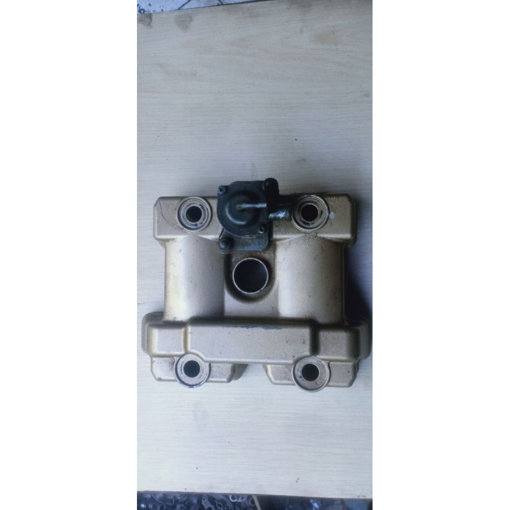 TUTUP BLOK HEAD TUTUP KOP HEAD SUZUKI SATRIA FU 150 OLD(second) ORIGINAL.