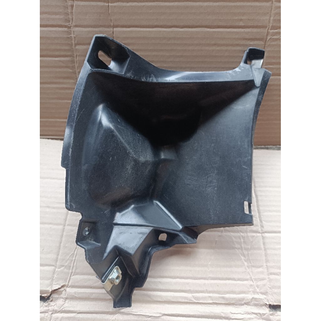 LID INNER POCKET R HONDA NEW SCOOPY FI 81131-K2F-N000