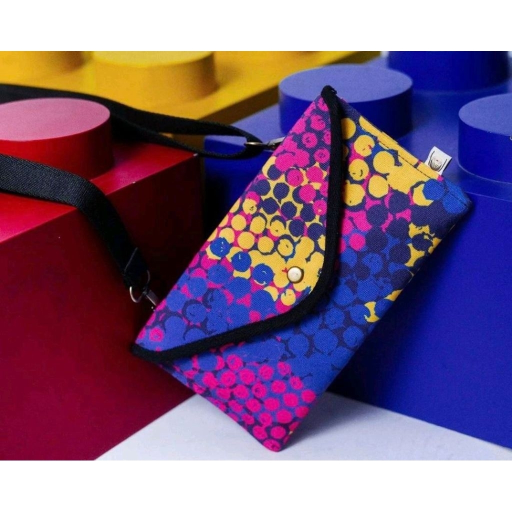 Kaerysleika Bubblewrap Sling Bag