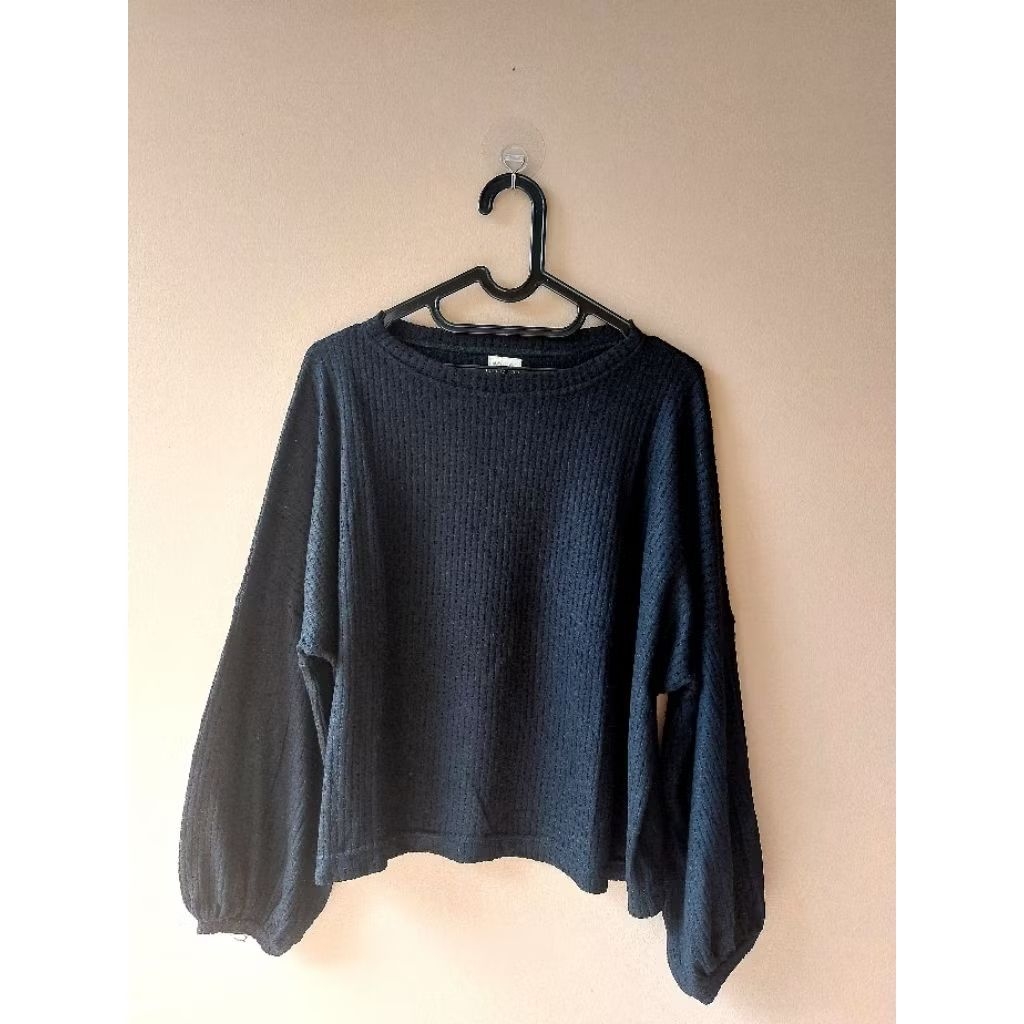 Aimee Sweater Warna Black - Edmee Outfit (preloved)