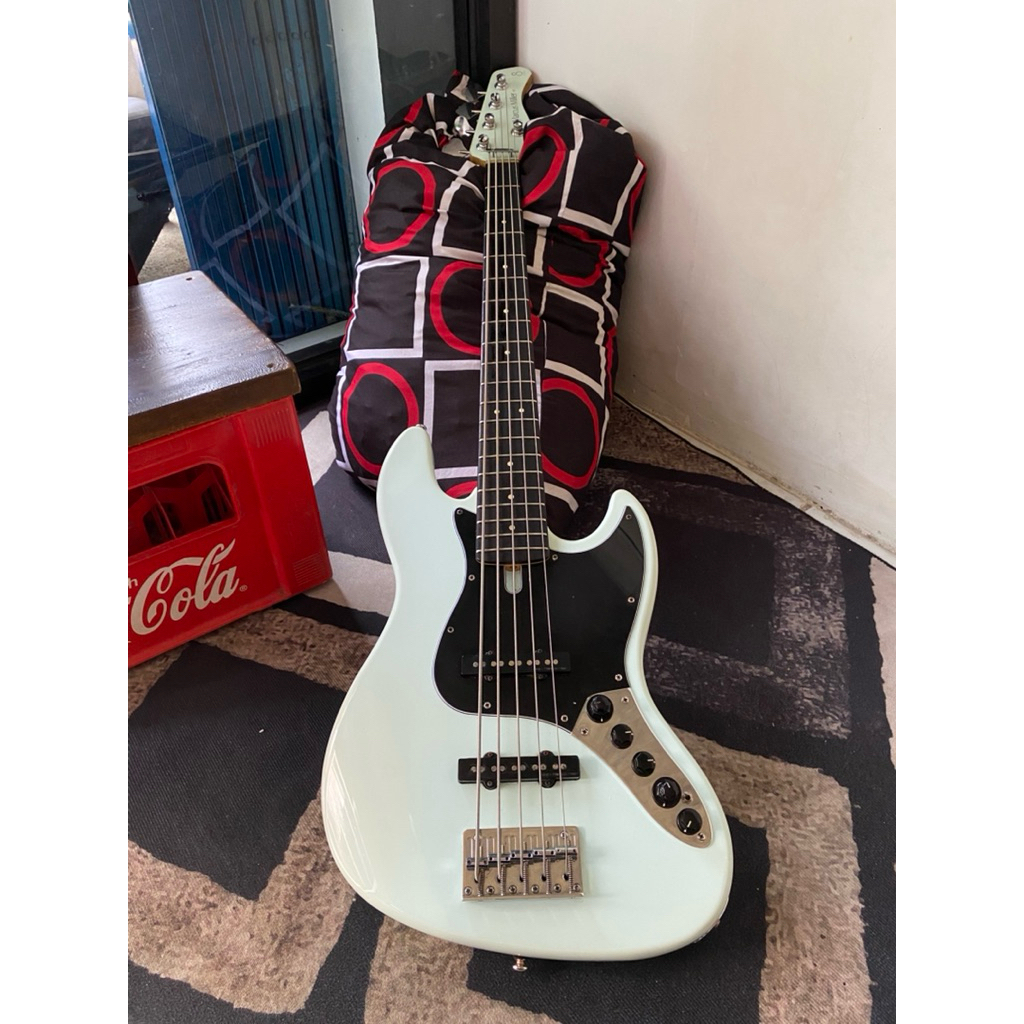 Bass Sire Marcus Miller V3 Gen2 Original