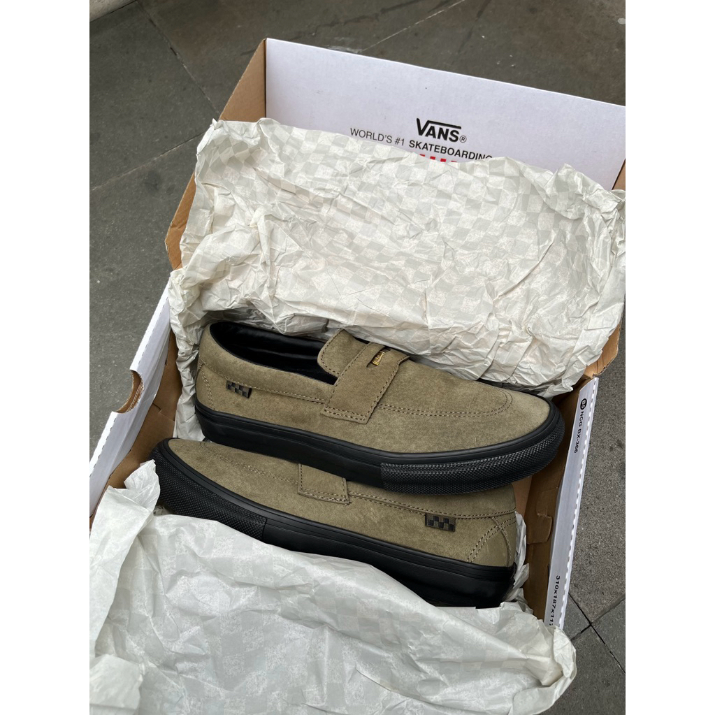 Vans beatrice domond