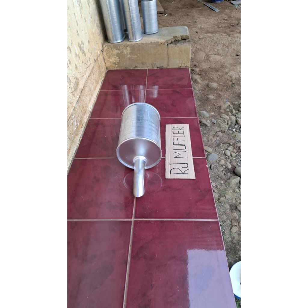 Knalpot Standar Mobil Bagian Belakang Mobil Agya Ayla Sigra