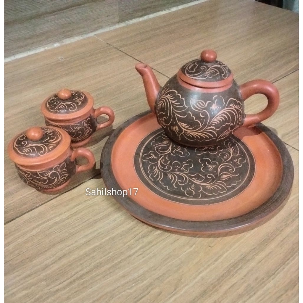 Poci Tanah Liat Set Batik Cangkir 2 Poci Full Batik
