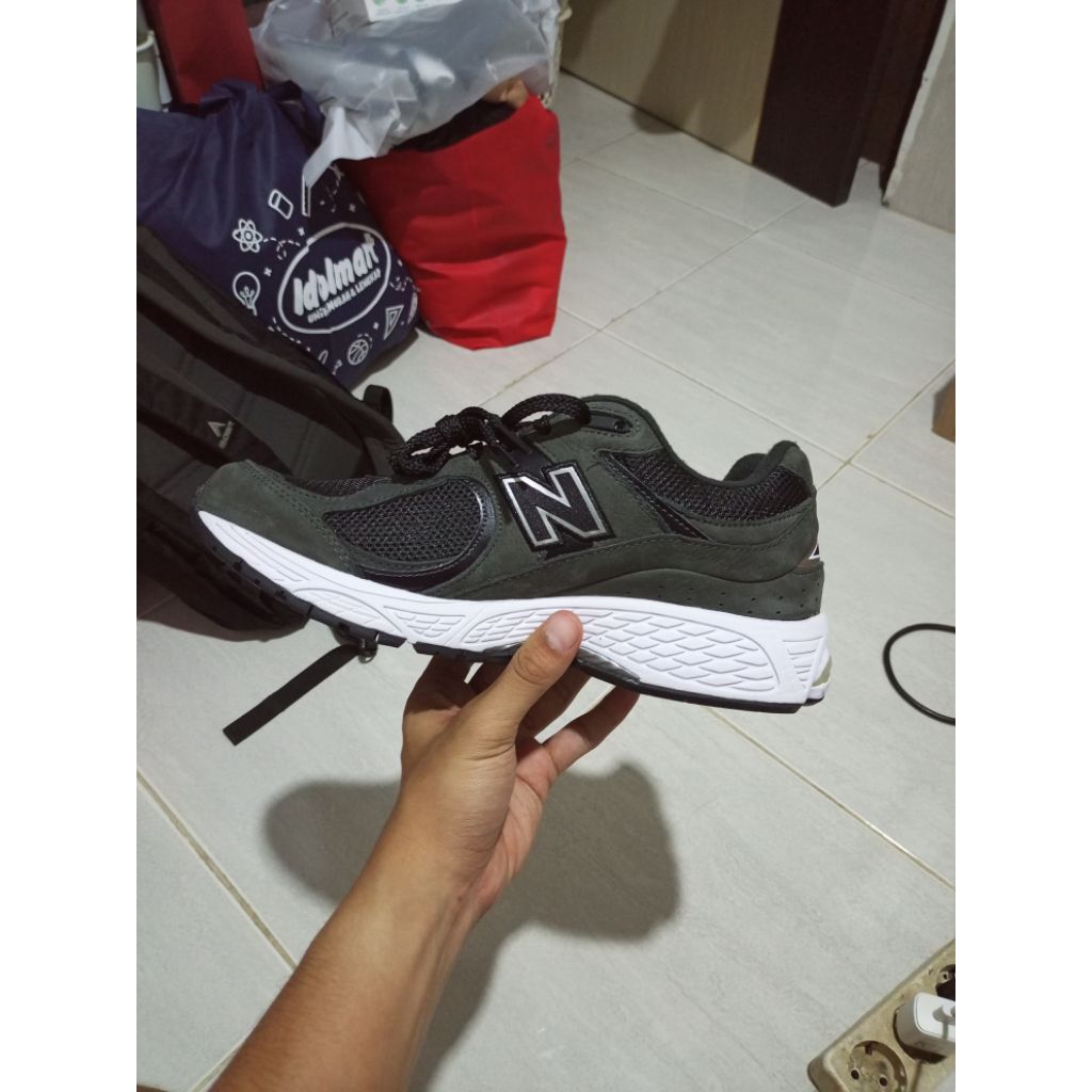 New Balance BNIB 2002R Baru Original