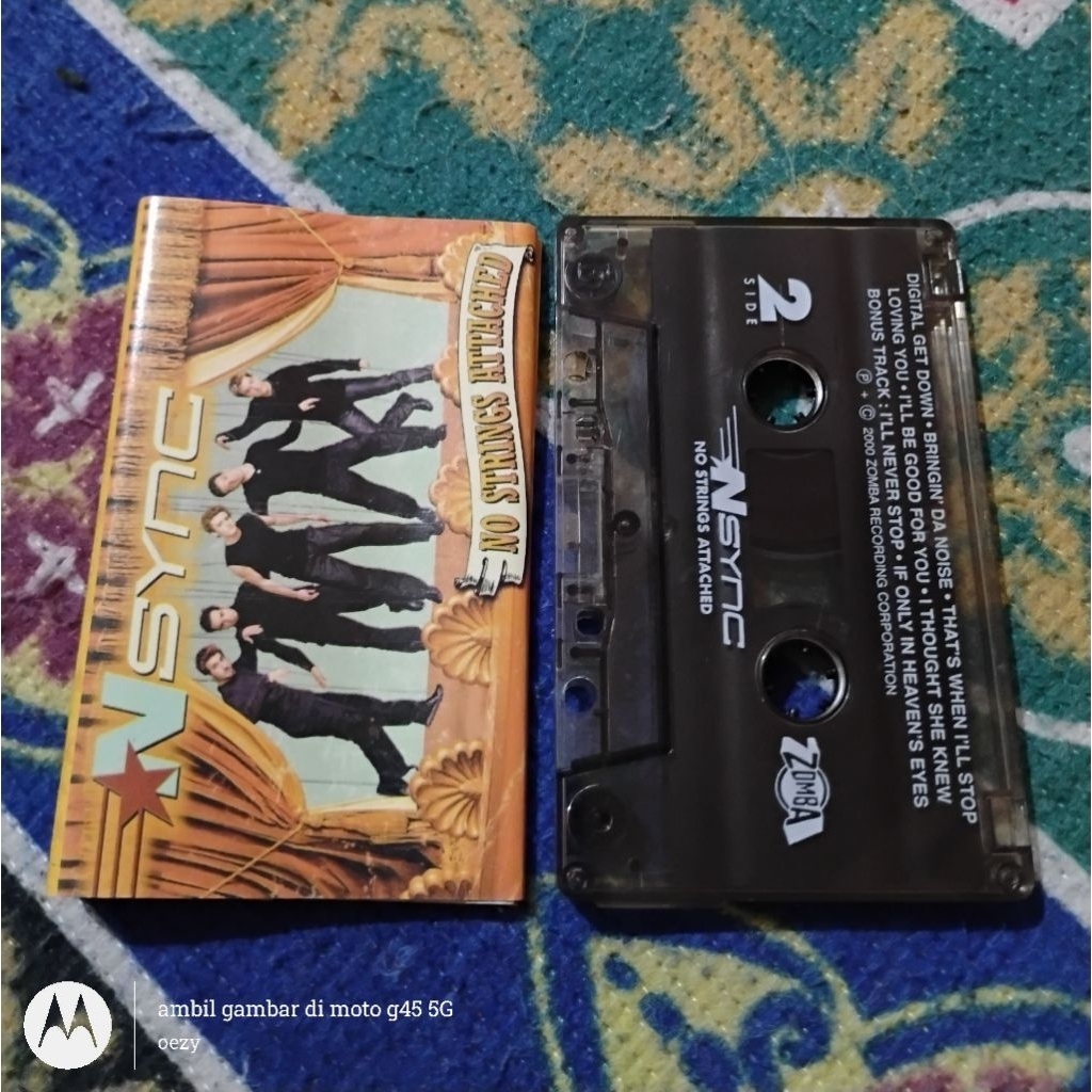 Kaset pita N SYNC - no strings atthaced