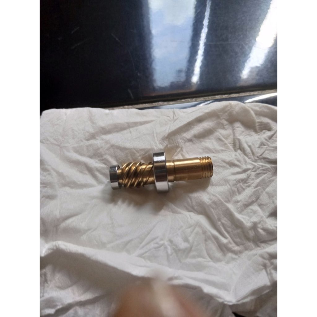 pinion grar reel daiwa 6000H original kumplit bearing