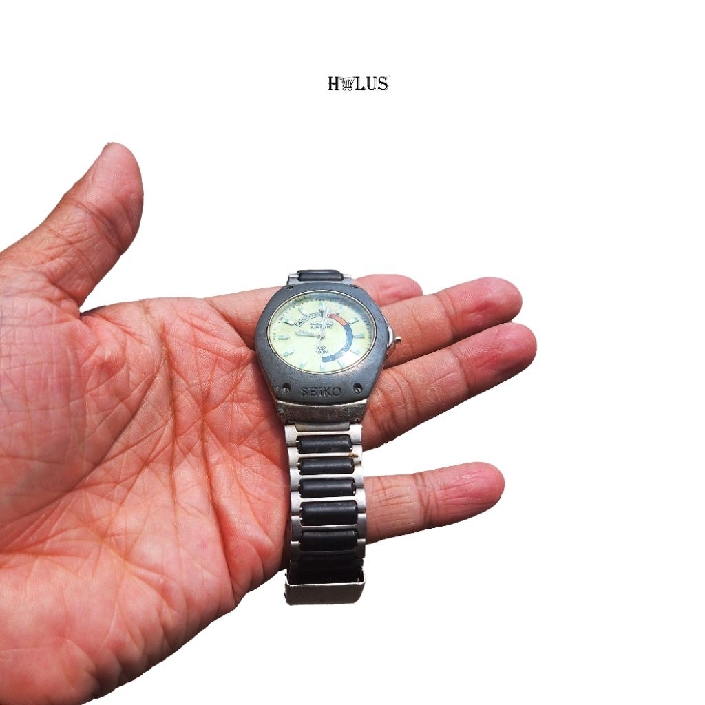 Vintage SEIKO Kinetic Arctura Gray Dial Watch New batt